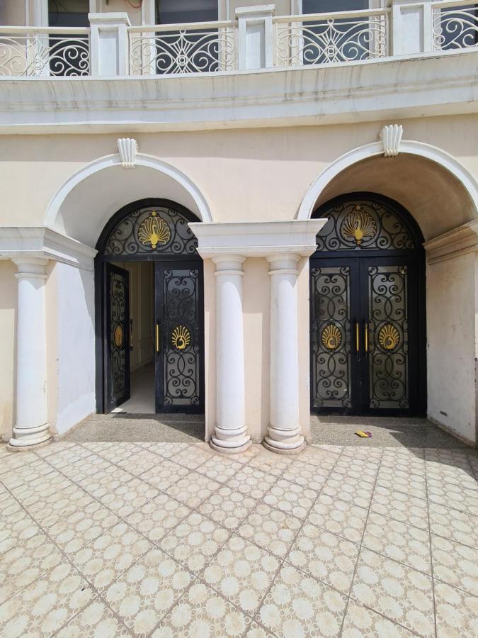 Lord Krishna Palace Hotel Vrindāvan Exterior foto