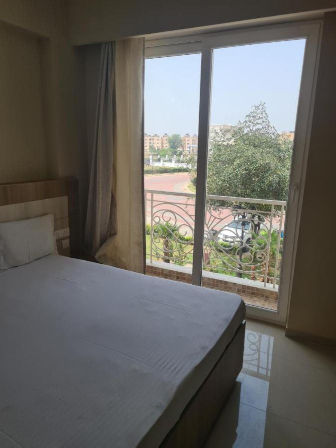 Lord Krishna Palace Hotel Vrindāvan Exterior foto